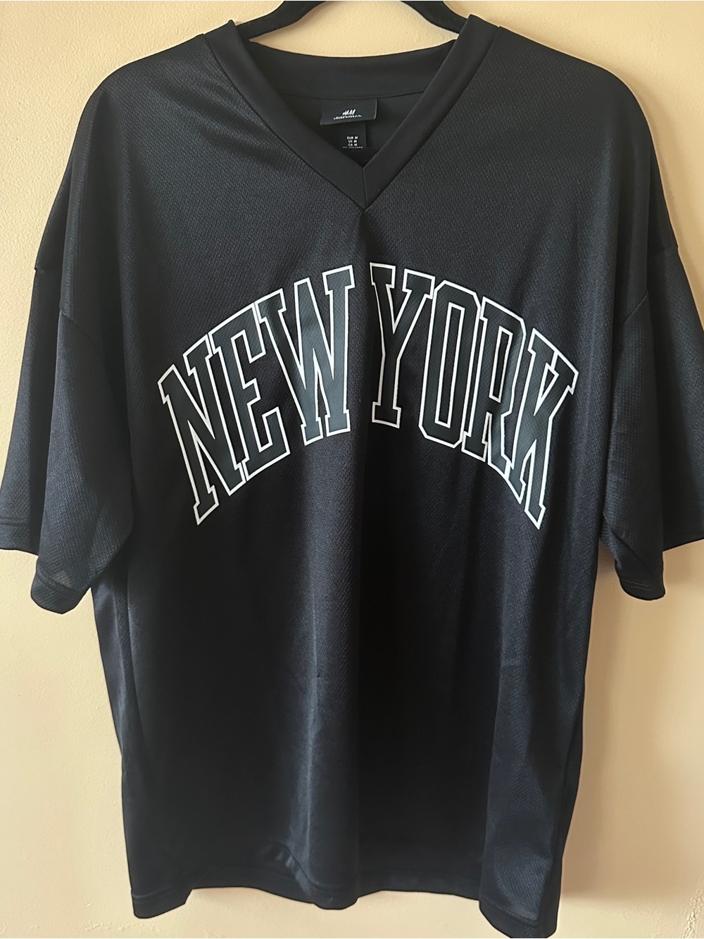 H&M Oversized New York Jersey Tee Black Medium Streetwear